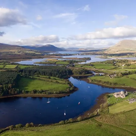 Bed & Breakfast Riverside House