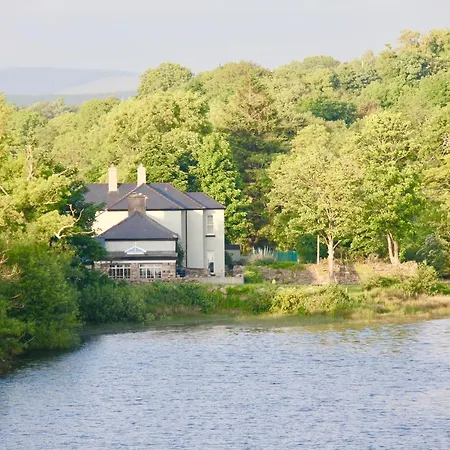 Riverside House *