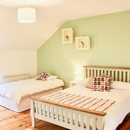 Riverside House 3* Newport (Mayo)