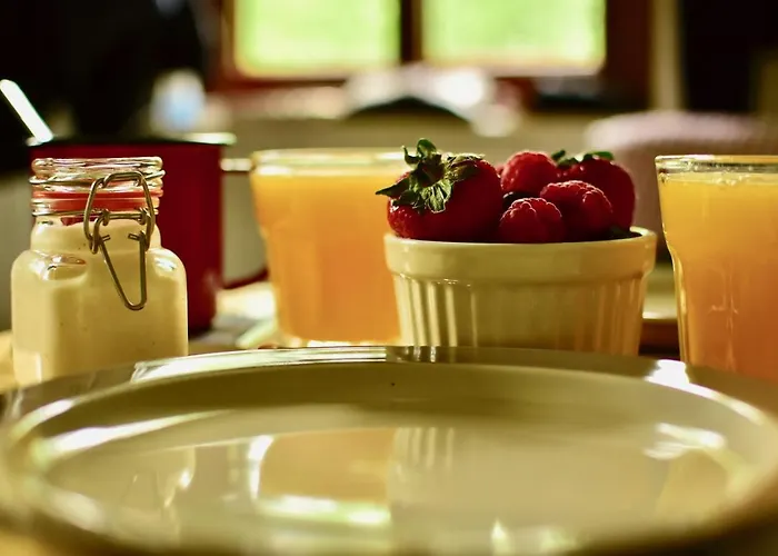 Bed & Breakfast Riverside House