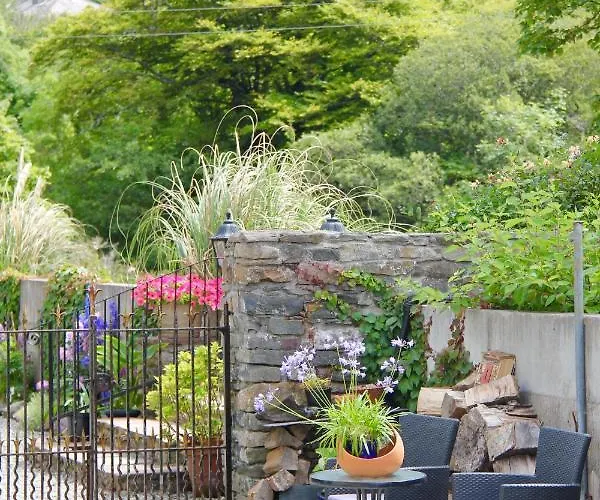 Riverside House 3* Newport (Mayo)